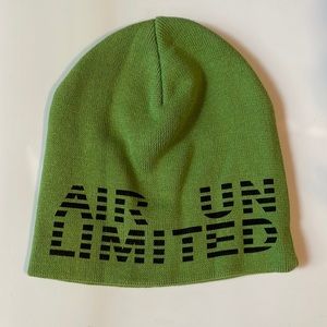 Nike Air Unlimited green knitted hat/cap